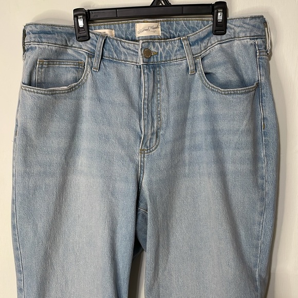 Universal Thread High Rise Flare Jeans 17 R - Picture 4 of 8